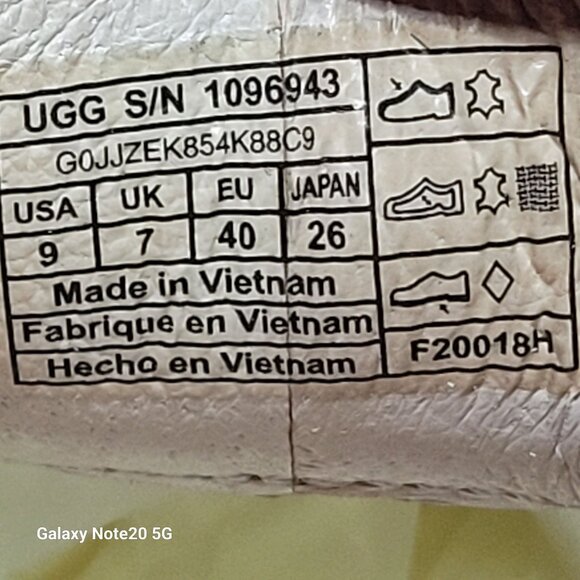 UGG Soleda Women's Exotic Black Slip-On Sneakers S/N1096943 US Size 9 - Picture 10 of 10